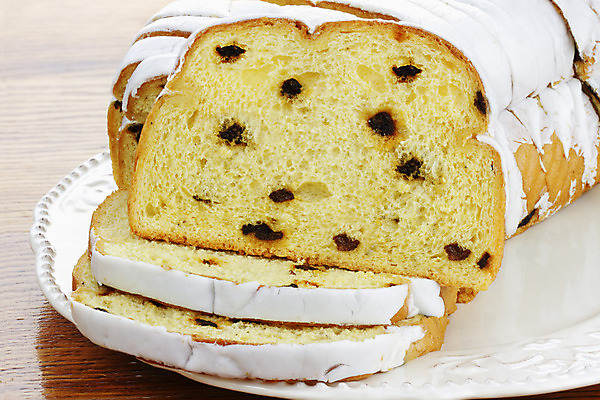 포토 JPG 해외이미지 접시 음식 빵 조각 과일 탁자 휴가 디저트 사람없음 가로 컬러풀 노란색 케이크 얼음 사진촬영 달콤 아침식사 자르기 굽기 그림 슬라이스 브런치 파운드 덩어리 건포도 반투명 페스츄리 핸드메이드 프로스팅 해외202004 해외포토 자연요소 식기 컬러 가구 돈 모션 포도 촬영 식사 맛 구이 제빵 건과일 파일형식 이미지허브