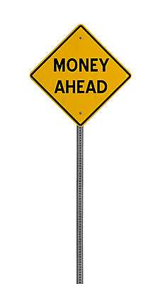 포토 JPG 해외이미지 여행 컨셉 지도 돈 비즈니스 텍스트 안전 사람없음 금융 노란색 성장 메시지 위험 방향 심볼 사인 출장 도로표지판 봉 경고문 고립 제어 조언 카피스페이스 해외202004 해외포토 도로 컬러 경고 경제 공백 표지판 재산 파일형식 이미지허브