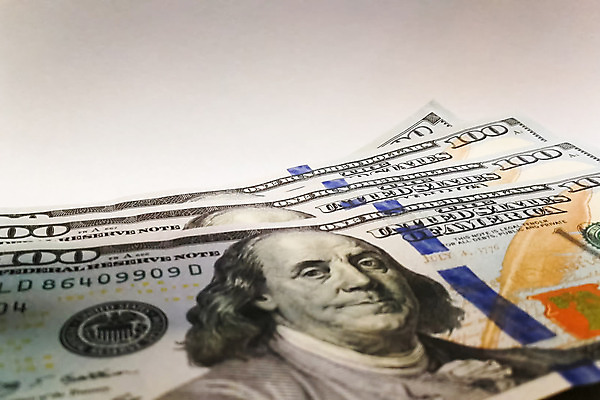 포토 JPG 해외이미지 1 종이 백그라운드 컨셉 지폐 돈 비즈니스 사람없음 초록색 금융 세트 쌓기 달러 미국 저축 흰색 그룹 재산 떨어짐 수집 사인 질감 투자 5 모음 흙더미 계산서 고립 대통령 땅바닥 많음 해외202004 해외포토 컬러 북아메리카 모션 바닥 한글 경제 숫자 흙 파일형식 더미 이미지허브