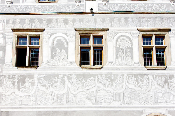 포토 JPG 해외이미지 외관 유럽 여행 고건축 건축양식 창문 주택 미술 사람없음 야외 건물 도시 세계여행 역사 묘사 체코 타운 르네상스 보헤미아 옛날 모라비아 해외202004 해외포토 건축물 건축 나라 문화예술 세계 파일형식 이미지허브