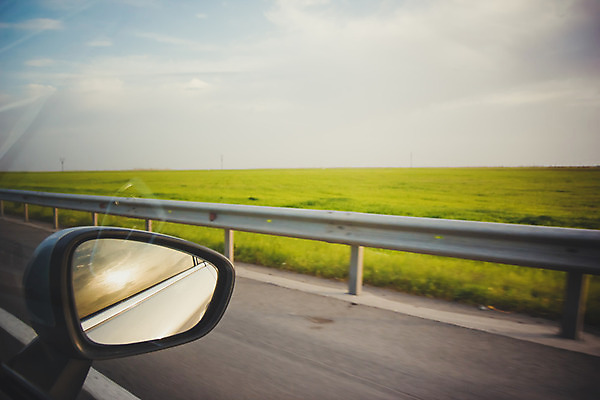 포토 JPG 해외이미지 도로 선 여행 백그라운드 이동 밭 곡선 날개 교통시설 모션 자동차 자연 추상 풍경 사람없음 야외 목재 옆모습 초록색 파란색 빛 태양 반사 거울 운전 흰색 시골 고속도로 소프트포커스 아스팔트 묘사 속도 블러 자동 해외202004 해외포토 자연요소 나무 길 육상교통 뷰포인트 컬러 교통 컨셉 무늬 농업 재료 촬영기법 시설 생태계 파일형식 이미지허브