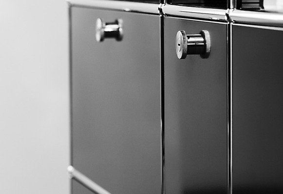 포토 JPG 해외이미지 모양 디자인 가구 백그라운드 컨셉 패턴 벽지 탁자 열쇠 주택 실내 손잡이 안전 사람없음 내부 장식 빛 사무실 유행 문 검은색 방 회색 수확 작업 오픈 장롱 구멍 비밀 캐비닛 서비스 질감 문서 파일 잠금 보안 객실 열쇠구멍 문고리 수납 해외202004 해외포토 컬러 생활용품 무늬 농업 비즈니스 건물 사물함 파일형식 이미지허브