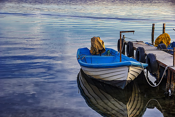 포토 JPG 해외이미지 호수 스포츠 파도 바다 섬 여행 백그라운드 벤치 비즈니스 교통시설 자연 하늘 낚시 휴가 사람없음 야외 목재 물 파란색 강 반사 환경 항구 일몰 도시 보트 닫기 작음 탈출 함선 노젓기 포트 단상 모리셔스 해외202004 해외포토 자연요소 나무 컬러 교통 컨셉 배_교통 의자 재료 모션 레저 노을 크기 시설 생태계 파일형식 이미지허브