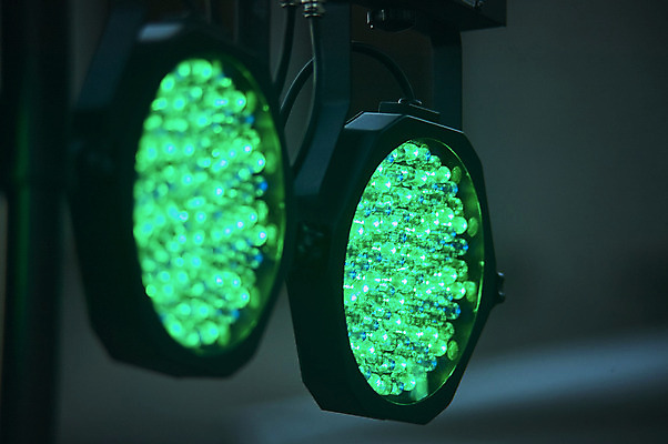 포토 JPG 해외이미지 전등 사람없음 컬러풀 콘서트 무대 서비스 주도 해외202004 해외포토 컬러 조명 공연 예절 파일형식 이미지허브