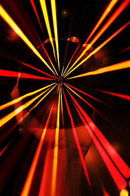 포토 JPG 해외이미지 손 별 종교 컨셉 상상 창조 사람없음 빛 세계 우주 믿음 힘 줄무늬 행성 에너지 잡기 영혼 입자 신비 폭발 신성 마법 방사선 신앙심 힘찬 해외202004 해외포토 자연요소 감정 무늬 모션 신체부위 파일형식 이미지허브