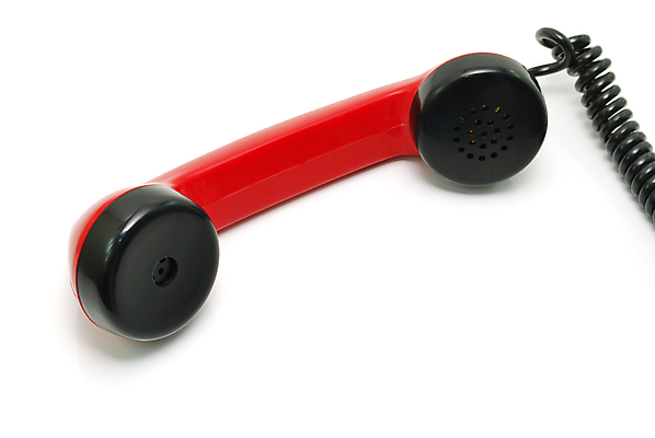 포토 JPG 해외이미지 백그라운드 통신 사람없음 빨간색 스마트폰 검은색 흰색 연결 전화기 오브젝트 철사 고립 해외202004 해외포토 컬러 핸드폰 스마트기기 파일형식 이미지허브