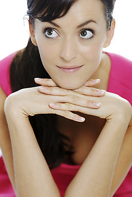 포토 JPG 해외이미지 라이프스타일 드레스 여자 행복 분홍색 백그라운드 휴식 관리 한명 성인 기댐 흰색 고립 해외202004 해외포토 1 옷 감정 컬러 컨셉 모션 사람 생활 파일형식 이미지허브