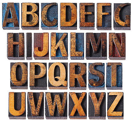 포토 JPG 해외이미지 알파벳 영어 대문자 타이포그라피 사람없음 목재 빨간색 파란색 세트 갈색 검은색 수확 골동품 흰색 얼룩 낟알 편지 심볼 사인 복고 스크래치 모음 타입 그런지 해외202004 해외포토 나무 문자 컬러 농업 재료 파일형식 이미지허브