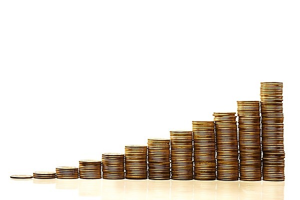 포토 JPG 해외이미지 디자인 백그라운드 컨셉 돈 비즈니스 사람없음 금융 빛 노란색 쌓기 달러 금속 동전 저축 흰색 시장 재산 황금 오브젝트 투자 고립 수입 해외202004 해외포토 컬러 모션 재질 경제 파일형식 이미지허브