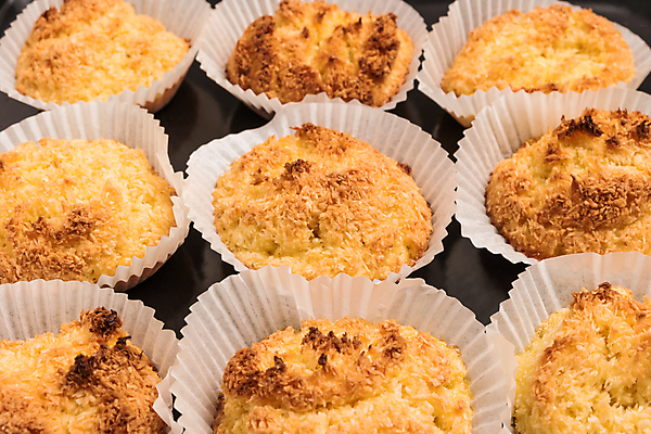 포토 JPG 해외이미지 전통 계절 음식 백그라운드 크리스마스 휴가 디저트 주택 독일 사탕 종류 사람없음 장식 쿠키 과자 우주 케이크 축제 빵집 축하 그룹 선택 오븐 달콤 맛 유혹 설탕 굽기 먹기 묘사 질감 코코넛 레시피 칼로리 마카롱 페스츄리 핸드메이드 해외202004 해외포토 기념일 유럽 빵 컨셉 과일 모션 건물 상점 가전제품 구이 파일형식 이미지허브