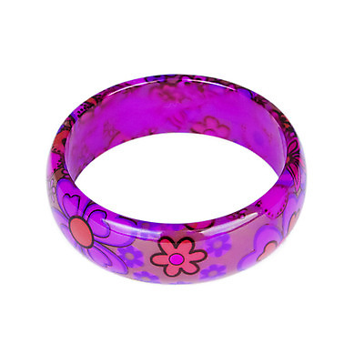 포토 JPG 해외이미지 여자 팔찌 유리 사람없음 장식 유행 화려 고급 보석 오브젝트 싱글 고립 해외202004 해외포토 컨셉 장신구 재질 사람 광석 파일형식 이미지허브