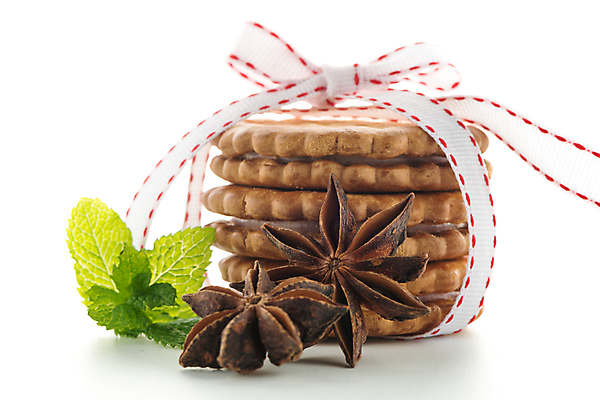 포토 JPG 해외이미지 리본 디저트 실내 사람없음 쌓기 쿠키 달콤 민트 흰배경 샌드 바닐라 해외202004 팔각회향 해외포토 음식 백그라운드 모션 내부 흰색 맛 허브 향신료 파일형식 이미지허브