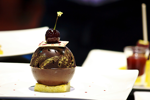 포토 JPG 해외이미지 접시 음식 다이어트 과일 디저트 요리 사람없음 장식 빨간색 케이크 초콜릿 얼음 식사 저녁식사 침묵 신선 고명 달콤 맛 아침식사 설탕 수집 크림 묘사 산딸기 시럽 칼로리 모음 팬케이크 점심식사 영양분 타르트 현재 크레이프 공급 티라미수 해외202004 해외포토 자연요소 식기 빵 컬러 컨셉 건강 소리 파이_빵 파일형식 이미지허브