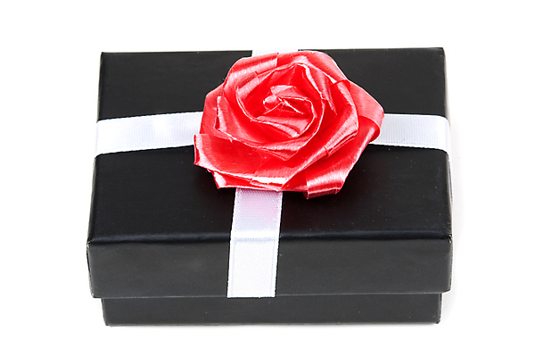 포토 JPG 해외이미지 계절 기념일 리본 종이 크리스마스 휴가 기념 발렌타인데이 선물 사람없음 장식 빨간색 빛 상자 검은색 놀람 흰색 축하 생일 우아함 활 주기 정사각형 판지 고립 해외202004 해외포토 도형 감정 컬러 컨셉 모션 데이이벤트 표정 이벤트 파일형식 이미지허브