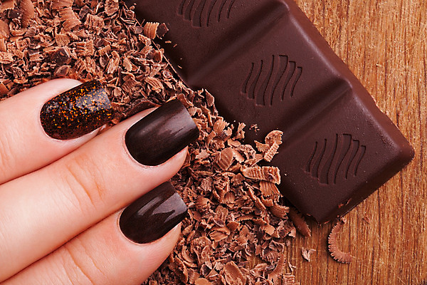 포토 JPG 해외이미지 손 커피 손가락 미술 사람없음 빛 갈색 유행 화장품 덮개 손톱관리 손톱 니스 돌봄 시나몬 위생관리 아크릴 스타일 해외202004 해외포토 음료 컬러 모션 재질 문화예술 관리 신체부위 뷰티 뚜껑 네일아트 파일형식 이미지허브