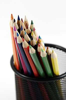 포토 JPG 해외이미지 학생 디자인 교육 선 백그라운드 무지개 창조 사람없음 목재 그래픽 빨간색 초록색 파란색 컬러풀 연필 펜 노란색 침묵 흰색 도구 업무 그리기 스케치 공예 그림 예술가 스펙트럼 해외202004 해외포토 자연요소 나무 컬러 재료 모션 학용품 미술 취미 필기구 소리 작업 파일형식 이미지허브