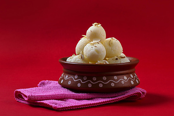 포토 JPG 해외이미지 디저트 사람없음 도자기 원형 사기그릇 냅킨 인도음식 해외포토 도형 그릇 음식 동양음식 파일형식 이미지허브