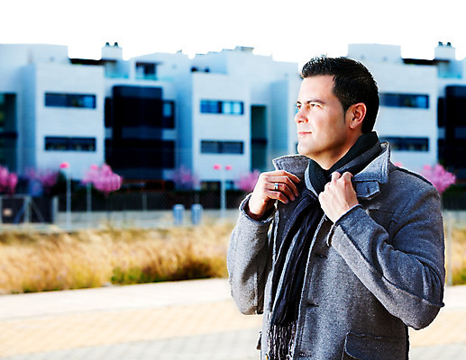 포토 JPG 해외이미지 백인 모델 라이프스타일 응시 옷 공원 남자 얼굴 겨울 거리 한명 사람 정장 성인 야외 유행 코트 가을 도시 우아함 스타일 카피스페이스 해외202004 해외포토 서양인 1 시선 계절 공공시설 컨셉 생활 신체부위 공백 외투 파일형식 이미지허브