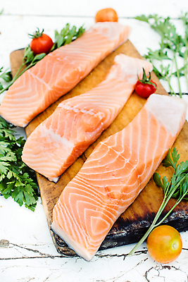 포토 JPG 해외이미지 음식 조각 백그라운드 다이어트 재료 건강 육류 어류 스테이크 요리 사람없음 목재 빨간색 초록색 우주 식당 공백 신선 자르기 허브 해산물 메뉴 질감 날것 연어 내추럴 딜 오메가 해외202004 해외포토 나무 식물 컬러 식재료 모션 서양음식 상점 수중동물 파일형식 이미지허브