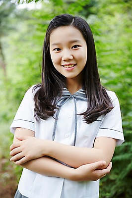 포토 JPG 주간 여학생 여자 교복 여고생 고등학생 서울 한국 한명 미소 사람 동양인 상반신 야외 앞모습 아웃포커스 10대 팔짱 한국인 숲 남산 여자만 여자한명만 십대만 십대여자만 십대여자한명만 국내포토 자연요소 1 학생 옷 아시아 뷰포인트 모션 청소년 촬영기법 표정 인종 랜드마크 파일형식