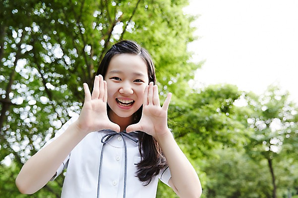 포토 JPG 주간 여학생 여자 교복 여고생 고등학생 서울 한국 한명 사람 동양인 손짓 상반신 야외 앞모습 아웃포커스 10대 외침 한국인 남산 여자만 여자한명만 십대만 십대여자만 십대여자한명만 국내포토 자연요소 1 학생 옷 아시아 뷰포인트 모션 청소년 촬영기법 인종 소리 랜드마크 파일형식