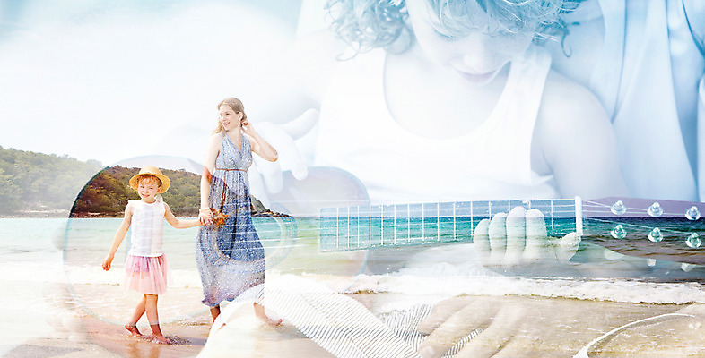 JPG 서양인 외국인 편집이미지 계절 여자 남자 어린이 악기 바다 가족 휴가 사람 성인 여름 우쿨렐레 디지털합성 디지털아트 다중노출 이미지편집 편집실사 음악 관계 현악기 촬영기법 인종 CG 파일형식