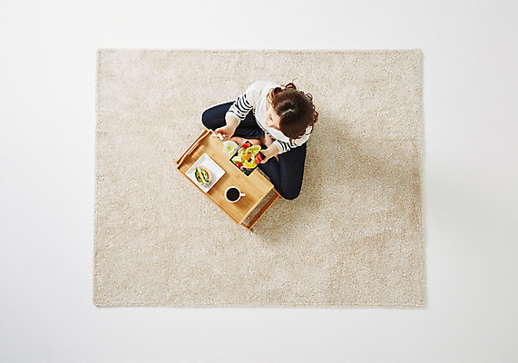 포토 JPG 스튜디오촬영 우먼라이프 라이프스타일 여자 여유 과일 모션 탁자 휴식 실내 샌드위치 한명 사람 앉기 동양인 성인 30대 하이앵글 식사 한국인 여자만 여자한명만 성인여자만 성인한명만 성인여자한명만 장년만 장년여자만 장년여자한명만 성인만 혼족 국내포토 1 감정 음식 뷰포인트 가구 컨셉 인종 내부 생활 장년 싱글라이프 파일형식