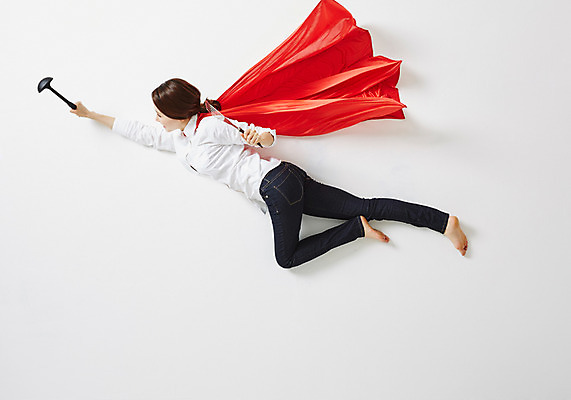 포토 JPG 스튜디오촬영 전신 우먼라이프 라이프스타일 여자 모션 실내 한명 들기 사람 동양인 성인 옆모습 30대 하이앵글 한국인 자신감 망토 국자 열정 뒤집개 영웅 슈퍼우먼 여자만 여자한명만 성인여자만 성인한명만 성인여자한명만 장년만 장년여자만 장년여자한명만 성인만 국내포토 1 감정 뷰포인트 주방용품 인종 내부 생활 장년 파일형식