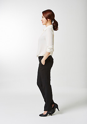 포토 JPG 스튜디오촬영 전신 라이프스타일 여자 비즈니스 모션 실내 한명 서기 사람 동양인 정장 성인 옆모습 30대 비즈니스라이프 한국인 비즈니스우먼 주머니손 여자만 여자한명만 성인여자만 성인한명만 성인여자한명만 장년만 장년여자만 장년여자한명만 성인만 국내포토 1 옷 뷰포인트 인종 내부 생활 장년 직장인 파일형식