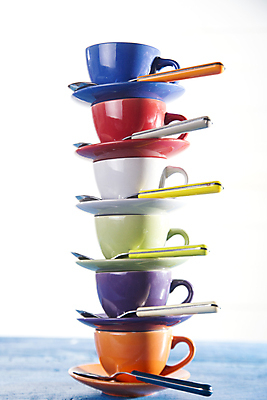 포토 JPG 해외이미지 모양 아이콘 전통 디자인 커피 음료 오렌지 아침 사람없음 컵 빨간색 초록색 파란색 반사 탑 뜨거움 아침식사 심볼 메뉴 에스프레소 일시정지 카페인 해외202004 해외포토 주간 식기 건축물 컬러 과일 식사 파일형식 이미지허브