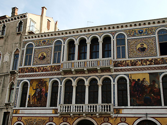 포토 JPG 해외이미지 여행 건축양식 창문 조류 휴가 파노라마 사람없음 건물 탑 이탈리아 궁전 기둥 보트 중세 역사 재산 곤돌라 지중해 심볼 수로 운하 베네치아 모터보트 종탑 르네상스 해외202004 해외포토 동물 건축물 건축 유럽 바다 고건축 배_교통 촬영기법 금융 파일형식 이미지허브