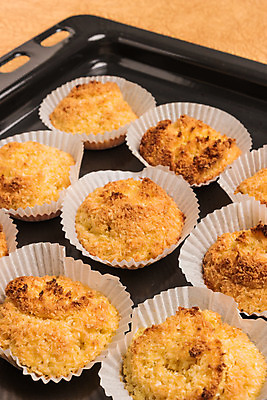 포토 JPG 해외이미지 전통 계절 음식 백그라운드 크리스마스 휴가 디저트 주택 독일 사탕 종류 사람없음 장식 쿠키 과자 우주 케이크 축제 빵집 축하 그룹 선택 오븐 달콤 맛 유혹 설탕 굽기 먹기 묘사 질감 코코넛 레시피 칼로리 마카롱 페스츄리 핸드메이드 해외202004 해외포토 기념일 유럽 빵 컨셉 과일 모션 건물 상점 가전제품 구이 파일형식 이미지허브