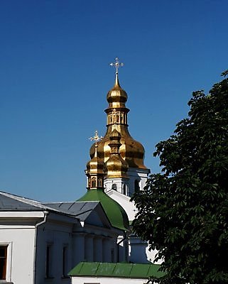 포토 JPG 해외이미지 전통 종교 양파 사람없음 여름 성당 교회 봄 가을 사찰 역사 황금 저녁 수도원 수녀원 숭배 옛날 우크라이나 해외202004 해외포토 계절 유럽 채소 종교건축 건물 야간 파일형식 이미지허브