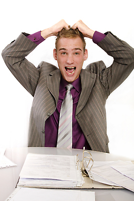 포토 JPG 해외이미지 직업 남자 비즈니스 통신 청소년 성공 넥타이 스트레스 한명 정장 성인 사무실 분노 흰색 업무 비즈니스맨 좌절 실업 책상 패배 야근 파산 압력 우울증 해외202004 해외포토 1 잡화 옷 감정 컬러 가구 컨셉 사람 금융 작업 직장인 질병 파일형식 이미지허브