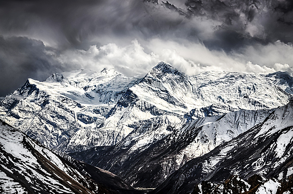 포토 JPG 해외이미지 나무 계절 아시아 여행 백그라운드 자연 벽지 하늘 휴가 산 생맥주 파노라마 풍경 사람없음 야외 파란색 강 컬러풀 마을 환경 얼음 일몰 봄 트래킹 하이킹 흰색 정상 고도 언덕 빙하 네팔 남쪽 절정 히말라야 해외202004 해외포토 자연요소 식물 나라 컬러 레저 맥주 촬영기법 노을 방향 생태계 파일형식 산맥 이미지허브
