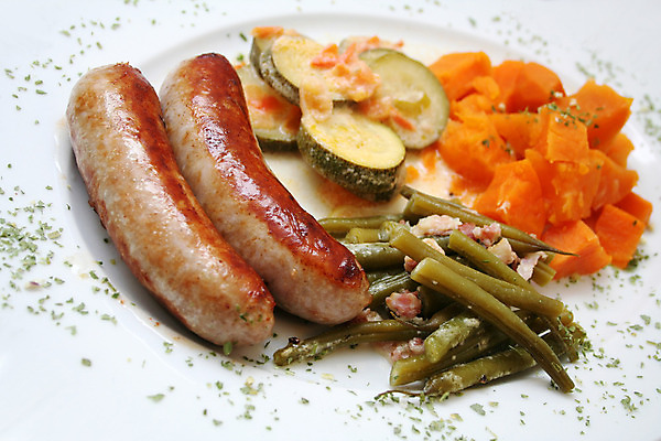 포토 JPG 해외이미지 음식 채소 콩 감자 건강 사람없음 식사 저녁식사 소시지 햄 베이컨 점심식사 주키니 해외202004 해외포토 곡류 육류 돼지고기 가공식품 파일형식 이미지허브