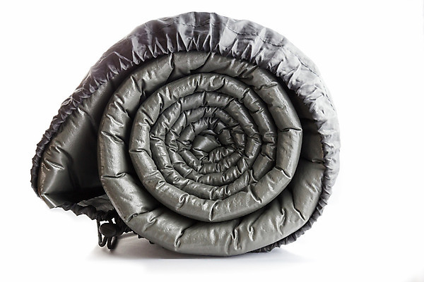 포토 JPG 해외이미지 디자인 가방 사람없음 야외 상점 캠핑 회색 매트 덮개 흰색 침대 반지 잠 오픈 플랫 닫기 컨테이너 롤 자루 팩 가스 패키지 층 유지 패드 고립 매트리스 접기 타격 해외202004 해외포토 잡화 산업 컬러 가구 장신구 모션 레저 화장품 뚜껑 파일형식 이미지허브