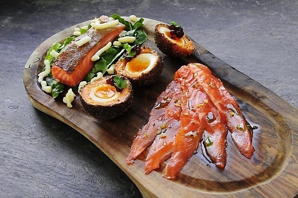 포토 JPG 해외이미지 접시 음식 건강 어류 요리 사람없음 저녁식사 점심식사 치유 해외202004 해외포토 식기 식사 수중동물 파일형식 이미지허브