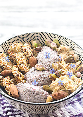 포토 JPG 해외이미지 음식 조각 백그라운드 다이어트 과일 재료 부분 디저트 건강 3 씨앗 사람없음 목재 쿠키 견과류 흰색 신선 사발 닫기 달콤 아침식사 정상 낟알 시리얼 먹기 유기농 브런치 깨 토핑 아몬드 푸딩 요거트 내추럴 보충 단백질 오메가 오트밀 요구르트 채식주의자 피스타치오 슈퍼푸드 귀리 해외202004 해외포토 나무 식물 웰빙 컬러 식재료 모션 유제품 곡류 식사 조미료 사기그릇 맛 채식 건강식품 영양소 파일형식 이미지허브