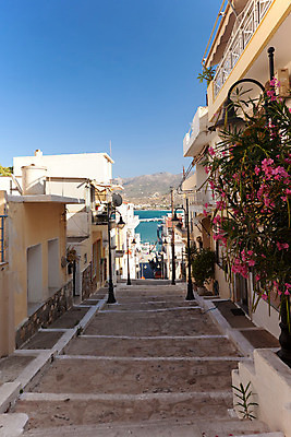 포토 JPG 해외이미지 길 벽 여행 날씨 산 거리 사람없음 야외 옆모습 빛 계단 산책 흰색 도시 언덕 싱글 단계 방법 옛날 혼자 해외202004 해외포토 뷰포인트 컬러 휴식 파일형식 이미지허브