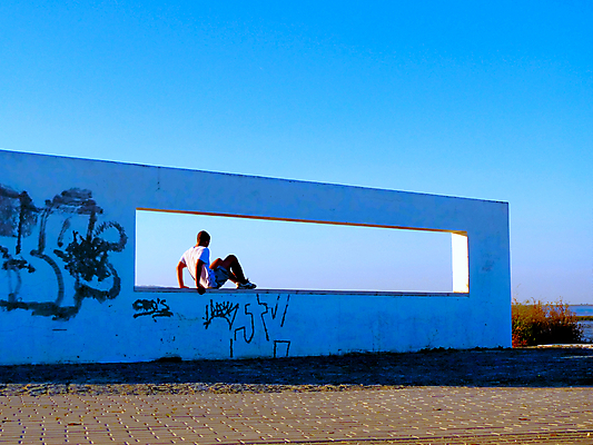 포토 JPG 해외이미지 백인 라이프스타일 벽 스포츠 건강 사람 성인 사람없음 야외 운동 햇빛 맑음 스트레칭 연습 해외202004 해외포토 서양인 날씨 생활 태양 파일형식 이미지허브