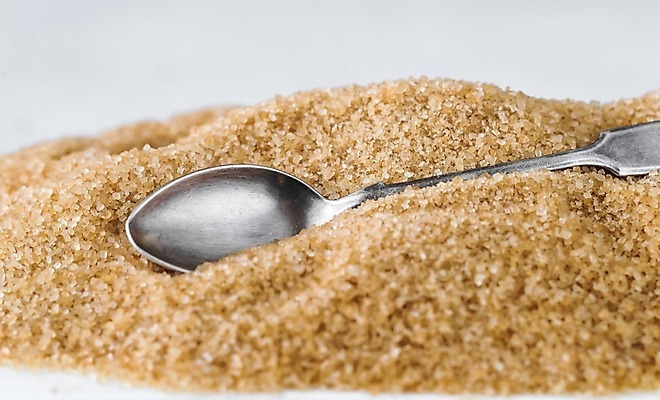 포토 JPG 해외이미지 식재료 실내 사람없음 숟가락 조미료 달콤 설탕 흰배경 황설탕 해외202004 해외포토 백그라운드 수저 내부 흰색 맛 향미료 파일형식 이미지허브