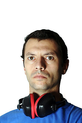 포토 JPG 해외이미지 백인 직업 1 옷 남자 산업 안경 얼굴 노동자 고글 작업복 한명 안전 사람 성인 건물 머리 흰색 업무 기술자 수리 보호 감독 망치 안전모 헬멧 위험 목수 먼지 목공예 건축업자 계약자 고립 조작 해외202004 해외포토 서양인 건축물 잡화 건축 컬러 컨셉 신체부위 공구 작업 안전장비 보호장비 공예 계약 파일형식 이미지허브