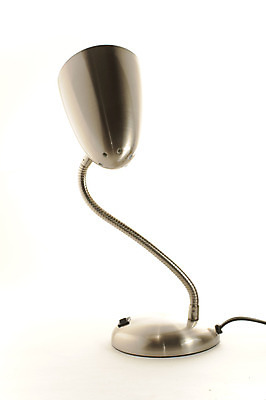 포토 JPG 해외이미지 스튜디오촬영 길 가구 조명 아이디어 창조 사람없음 장식 세로 빛 컬러풀 한개 사무실 검은색 에너지 흰색 램프 우아함 자르기 책상 흰배경 고립 스테인레스 철강 해외202004 해외포토 1 컬러 생활용품 백그라운드 컨셉 비즈니스 모션 실내 파일형식 이미지허브