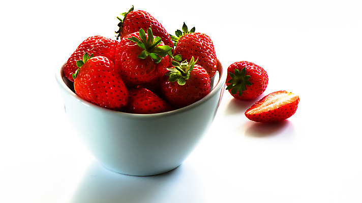 포토 JPG 해외이미지 라이프스타일 접시 열매 음식 백그라운드 잎 다이어트 채소 과일 자연 딸기 디저트 건강 사람없음 컵 빨간색 초록색 여름 흰색 신선 그룹 사발 달콤 맛 오브젝트 상쾌 유기농 날것 내추럴 고립 숙성 해외202004 해외포토 식물 식기 웰빙 계절 감정 컬러 컨셉 생활 사기그릇 생태계 파일형식 이미지허브