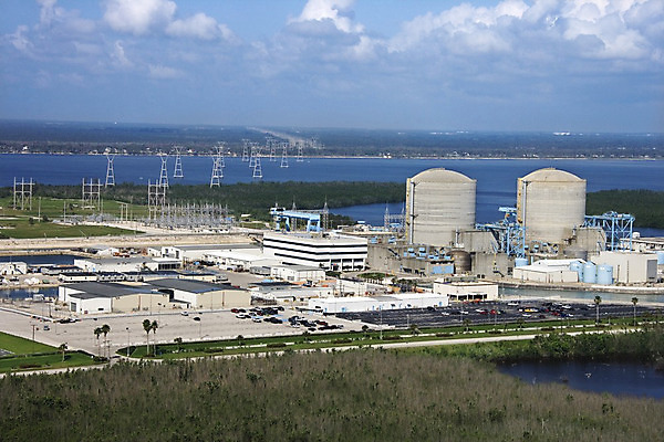 포토 JPG 해외이미지 식물 산업 북아메리카 공장 사람없음 야외 건물 가로 하이앵글 미국 힘 발전소 에너지 공학 원자력 조감도 힘찬 플로리다 해외202004 해외포토 건축물 교육 뷰포인트 컨셉 공업 아메리카 파일형식 이미지허브