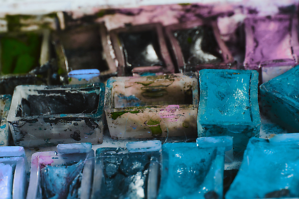 포토 JPG 해외이미지 디자인 교육 백그라운드 컨셉 수채화 주택 창조 미술 사람없음 빨간색 초록색 물 파란색 세트 컬러풀 검은색 페인트 장비 젖음 흰색 공구 붓 업무 자르기 오브젝트 그림 예술가 캔버스 페인트붓 화가 업그레이드 중고 아크릴 해외202004 해외포토 자연요소 직업 컬러 모션 재질 문화예술 건물 도구 작업 파일형식 이미지허브