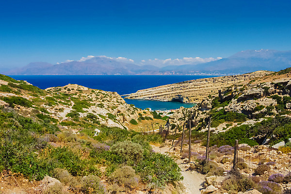 포토 JPG 해외이미지 유럽 바다 섬 여행 자연 휴가 산 건조 풍경 사람없음 야외 여름 걷기 등산 트래킹 하이킹 시골 뜨거움 황무지 플랫 땅 지중해 그리스 통로 그리스인 발칸반도 절정 해외202004 해외포토 서양인 계절 나라 모션 레저 생태계 파일형식 이미지허브