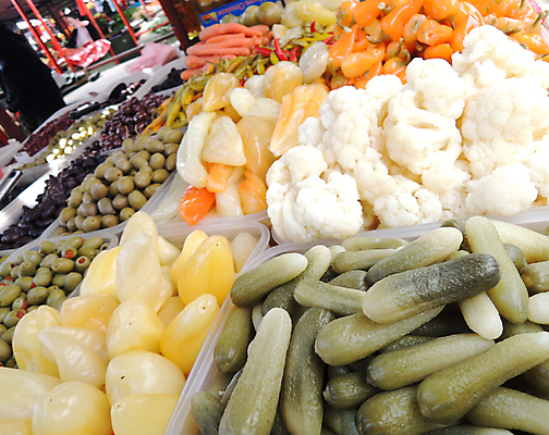 포토 JPG 해외이미지 잡화 음식 바다 채소 건강 요리 서기 동양인 사람없음 초록색 세일 상점 숟가락 검은색 식사 당근 샐러드 스페인 시장 맛 아침식사 상품 큼 지중해 먹기 그리스 국자 올리브 피클 소금 후추 모음 슈퍼마켓 점심식사 식초 옛날 오이피클 전국 채식주의자 많음 해외202004 해외포토 열매 유럽 컬러 컨셉 모션 주방용품 뿌리채소 수저 인종 크기 향신료 채식 절임 파일형식 이미지허브