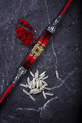 포토 JPG 해외이미지 전통 종교 문화 줄 백그라운드 밥 기념 이벤트 사람없음 장식 축제 축하 인사 악단 화려 의식 실 결합 낟알 컨테이너 인도인 손목 심볼 오브젝트 그림 기회 예배 언니 남동생 손목보호대 힌두교 유대감 해외202004 해외포토 외국인 산업 음악 음식 컨셉 가족 동양인 신체부위 예절 자매 동생 파일형식 이미지허브